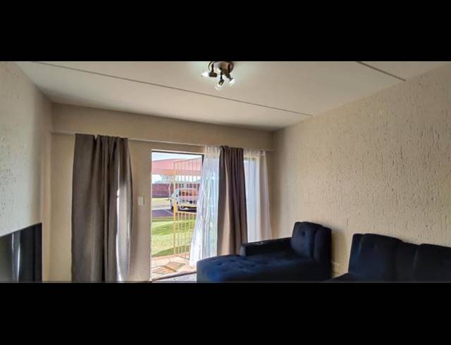 2 BEDROOM APARTMENT FOR SALE IN HUGHES